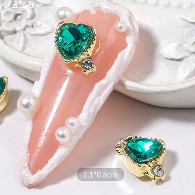 20 de bucăți din aliaj de inimă pentru arta unghiilor farmece 3D din Coreea de metal Sailor Moon coroana dragoste piese de unghii decorațiuni pentru salon de manichiură