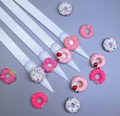 20 gab Donut Nail Charm DONUT Lollipop formas piekariņi akrila nagiem Sveķu nagu mākslas daudzveidīga dizaina dekorācijas kniedes Juvelierizstrādājumu dārgakmeņi