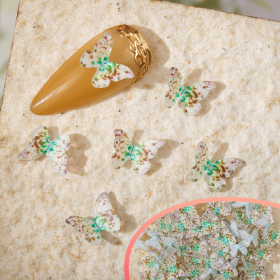 50 vnt Nail Butterfly Fairy Color Smart 3D sklandžiai mažas drugelis spalvotas dažymas spausdinimas nedeformuojamas nagų dekoravimas