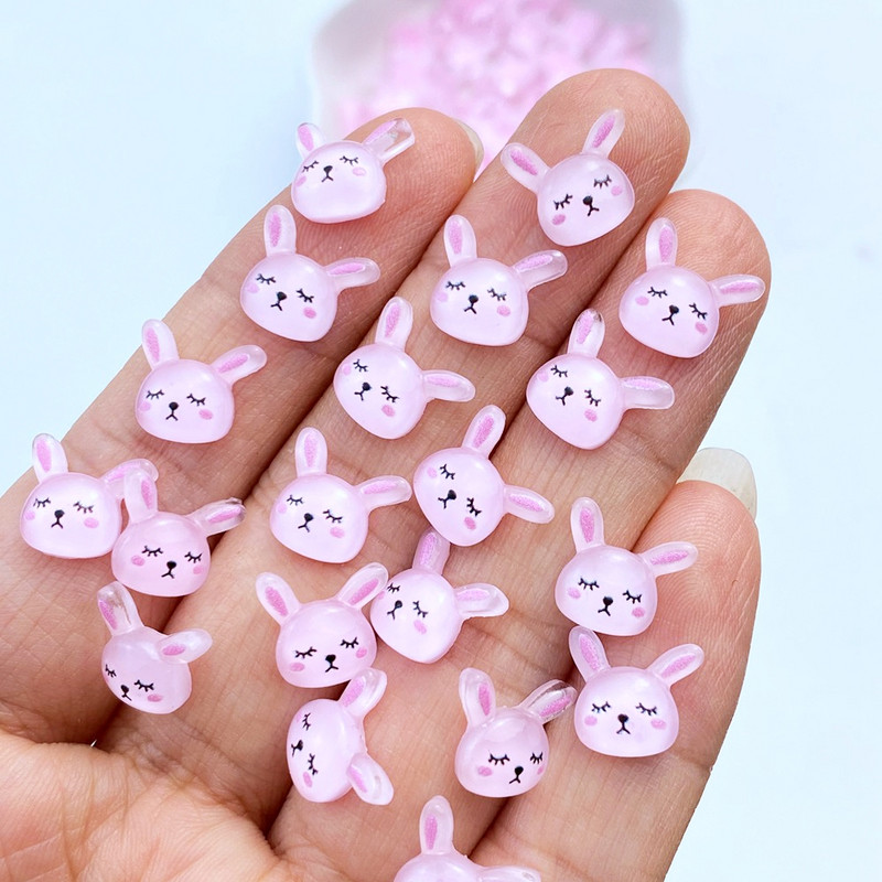 50 vnt 3D blizgus mielas mini animacinis triušis Nail Art dervos nagų dailės ornamentas gėlių formos nagų dailės reikmenys
