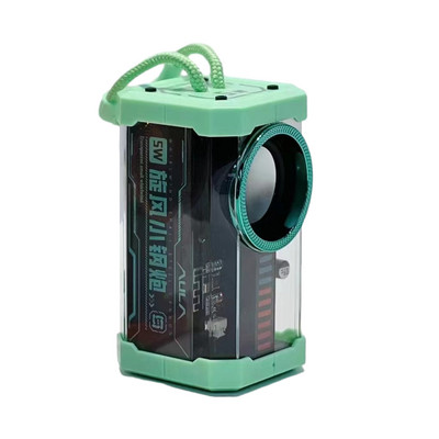 Läbipaistev Cyberpunk Mecha TWS juhtmeta Bluetooth-kõlar Heli Valgusrütm Subwoofer Sisseehitatud mürasummutusmikrofon