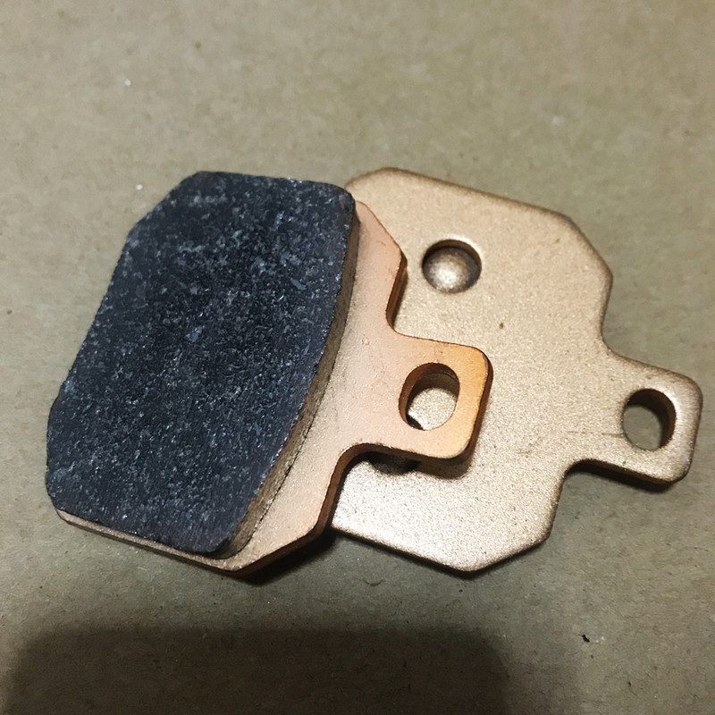 Piese de schimb pentru motociclete Set plăcuțe de frână Etrier de frână de înaltă performanță Piese de schimb pentru ciclomotor ATV