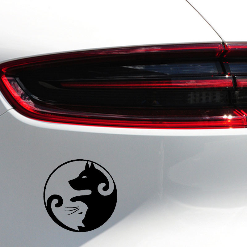 14,1cm*14,1cm KASSKOER YIN YANG Vinüülkleebis Naljakas autokleebis Must hõbedane Infiniti kleebis