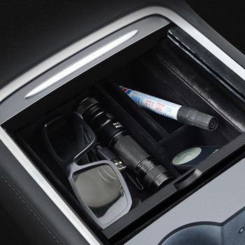 За Tesla Model 3 Y Аксесоари Автоматична централна конзола Органайзер ABS Кутия за съхранение Тава с филцова подплата/Силиконова подложка 2021 2022 2023