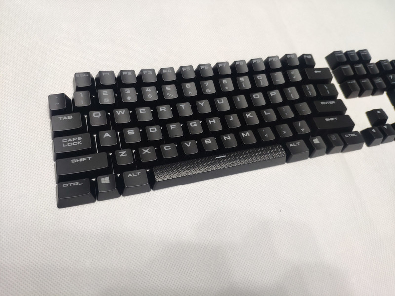 1 set întreg capac de cheie original pentru tastatura mecanică Corsair K70 LUX/K70 LUX RGB/K95 STRAFE K63 K65