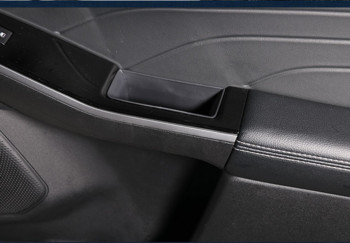 Аксесоари за Ford Escape Kuga 2020 2021 Автомобил отпред от вътрешната страна на вратата на автомобила Палет за съхранение Подлакътник Контейнер Кутия Капак Комплект облицовка