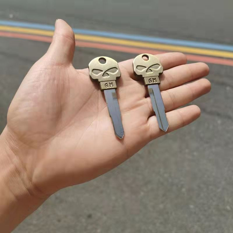 1 tk pealuu mootorratta lõikamata messingist tera tühi võtme embrüo, mis sobib Honda mootorrattale