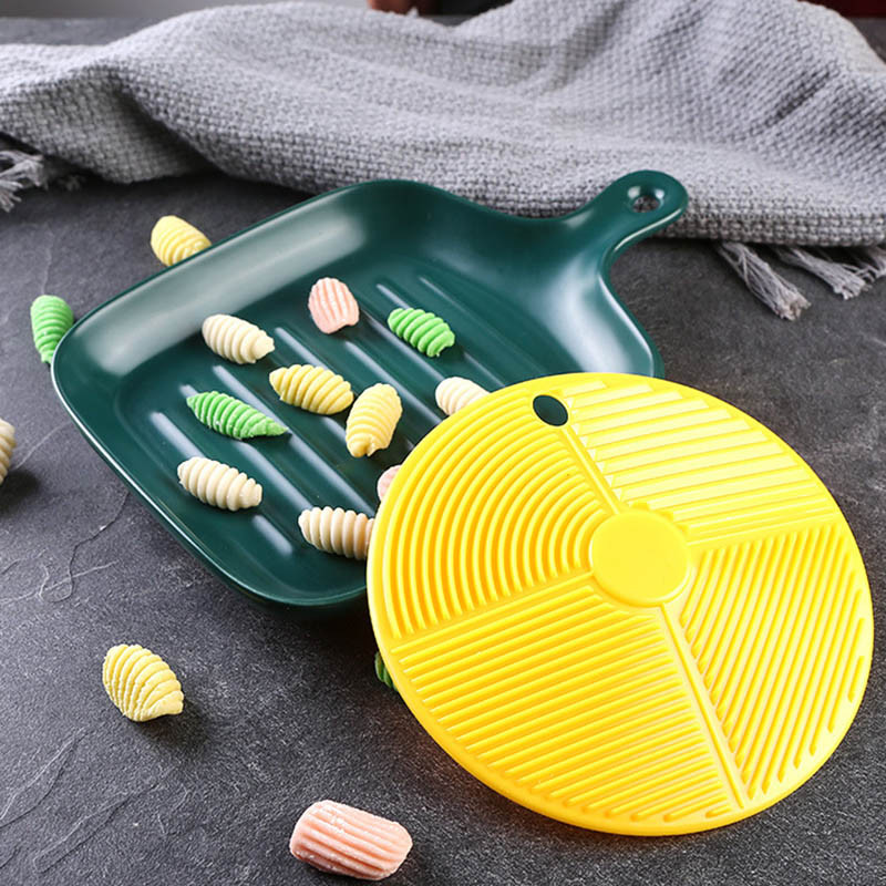 Daugiafunkcis geltonas kepimo įrankis makaronų kepimo lenta buičiai, 1 vnt. virtuvės reikmenys „pasidaryk pats“ formos makaronų lentos