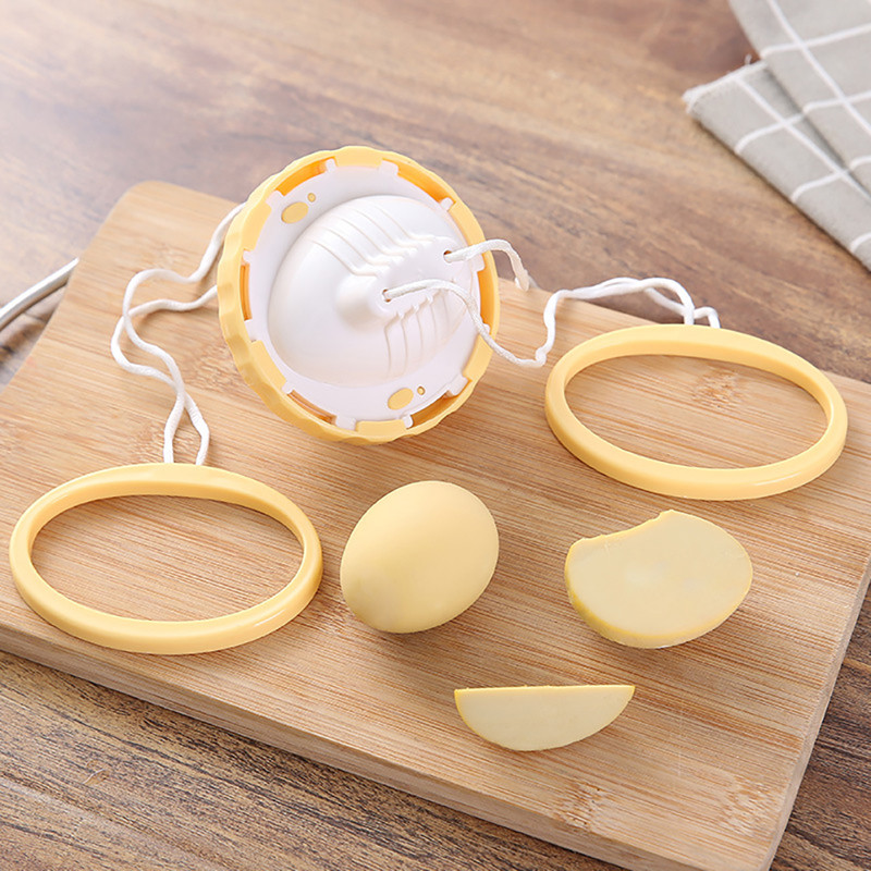 Nešiojamas kiaušinių plaktuvas Auksinis kiaušinių trynių plaktuvas.