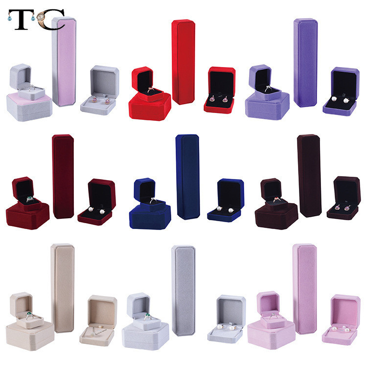 Sõrmuskarbi kaelakee pakendi korraldaja ehete pakendamise hulgi kinkekarbi kõrvarõngahoidja kinkekarbi kaelakee korraldaja