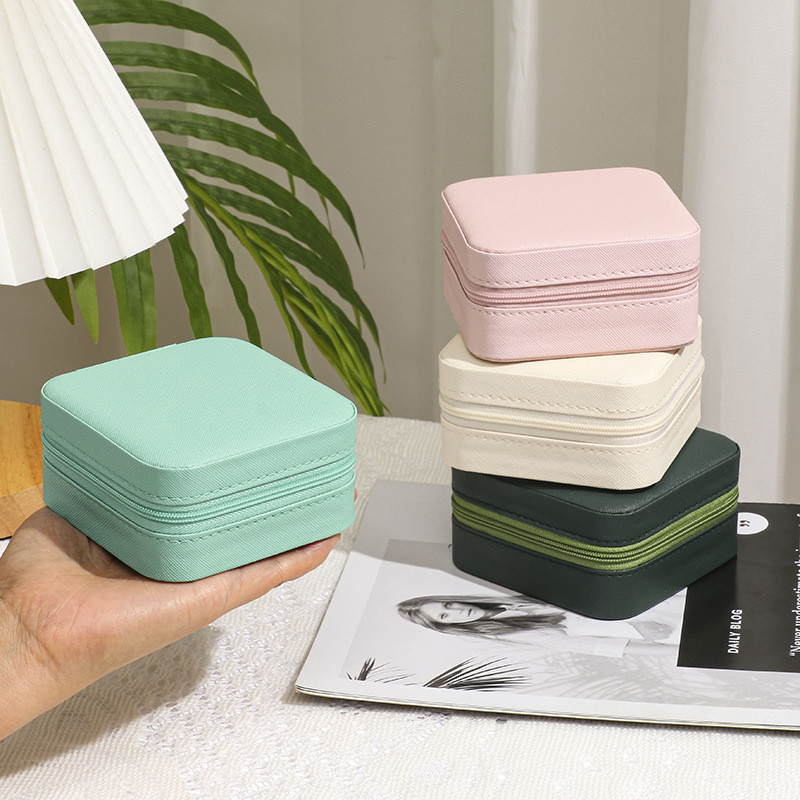 Kaasaskantav ehtekarp Ehtekorraldaja ekraan Reisi ehtekarbid, nööbid, nahast, tõmblukk Juveliirid Joyero ekraan