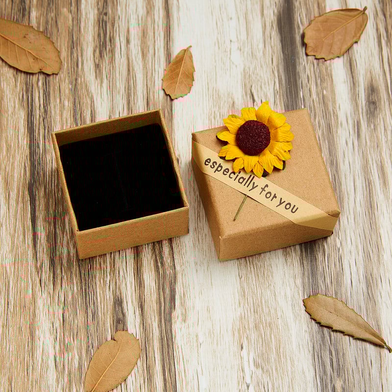 "különösen neked" Daisy Napraforgó Papírdoboz Gyűrű Fülbevaló Karkötő Nyaklánc Ajándékdoboz Pár Barátok Anya Apa Családi Ékszerek