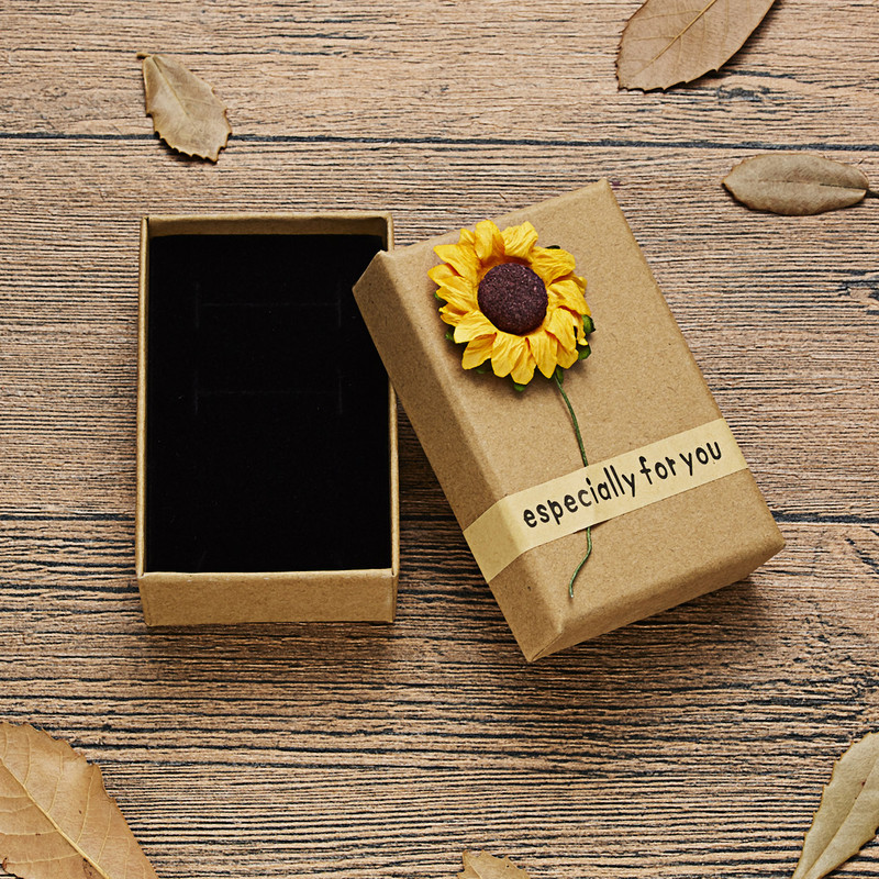 "különösen neked" Daisy Napraforgó Papírdoboz Gyűrű Fülbevaló Karkötő Nyaklánc Ajándékdoboz Pár Barátok Anya Apa Családi Ékszerek
