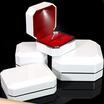 Led осветена кутия с висулка с двоен пръстен и обеца Пластмасова кутия за подарък за луксозни бижута с персонализирано лого, налично Dropsh