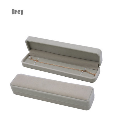 2022. aasta PU-nahast kaelakee pika ketiga karp käevõru ehete hoiuümbris ripats-kett kinkekarp pulma-aastapäeva kihlumiseks