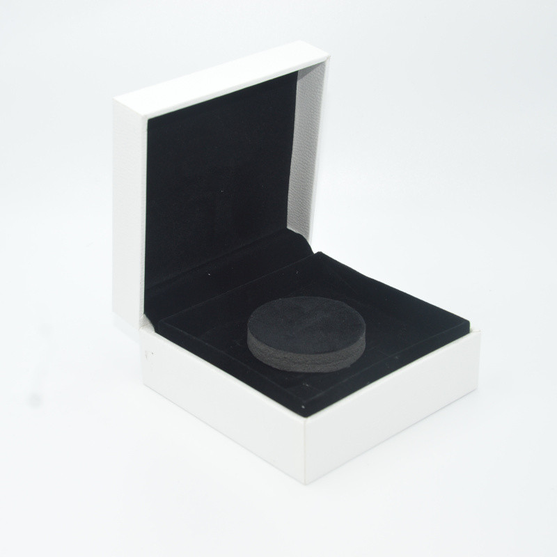 Prikladna originalna modna kutija za izložbu od 1 komada Poklon za narukvice narukvice Prstenje Ogrlica Prstenje Naušnice Perle Šarm Crno-bijela torbica od flanela