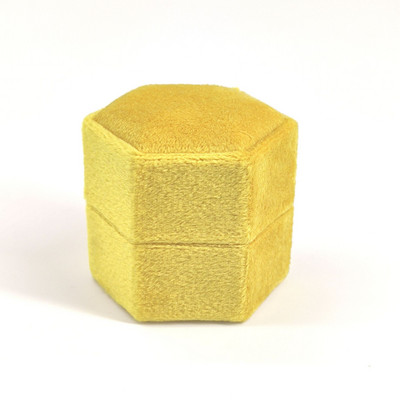 Εξάγωνο βελούδινο κοσμηματοπωλείο με αποσπώμενο καπάκι Κουτί δαχτυλιδιών 3 διαμερισμάτων για γαμήλια τελετή αρραβώνων Κιβώτιο προβολής