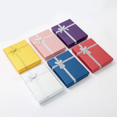 Kinkekarp, müüa ainult koos ehetega. Kui te meie ehteid ei telli, siis ärge tellige seda. Kinkekarpi me eraldi ei tarni!