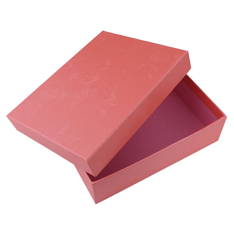 Kinkekarp, müüa ainult koos ehetega. Kui te meie ehteid ei telli, siis ärge tellige seda. Kinkekarpi me eraldi ei tarni!