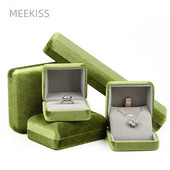 Uus ehtekarp tasuta kohandatud logoga mururoheline flanellist rauast ehtekarp ehete hoiukarp ehtepakendite kinkekarp