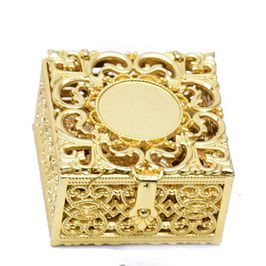 QIGO usuliste ehete kandekotid Metallist roosipärja kaelakee karbid Kingitus