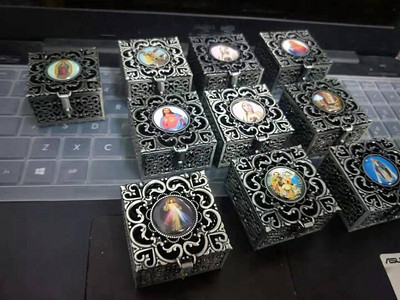 QIGO usuliste ehete kandekotid Metallist roosipärja kaelakee karbid Kingitus