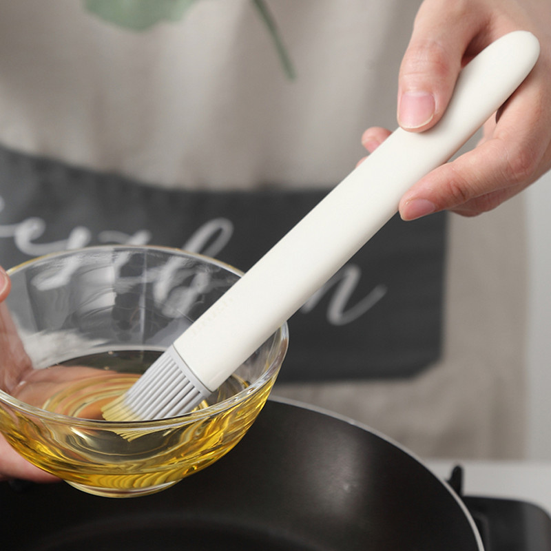 Onlycook 2 db Élelmiszer-minőségű szilikon ráncos kefék, magas hőmérsékletnek ellenálló hordozható barbeque BBQ sütőolaj eszközök