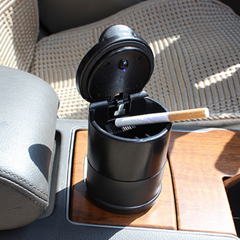 Automobilio LED peleninė Plastikinis automatinis peleninis padėklas su mėlyna šviesa cigarečių atliekų laikymo puodeliu Pelenų laikymo dėžutė Automobilio interjero priedai