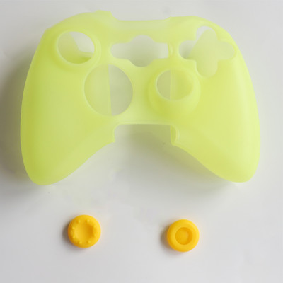 Silikoonist kaitseümbris Xbox 360 mängupuldi kummist ümbris Xbox 360 kontrolleri jaoks + 2 pöidlahoidja korki