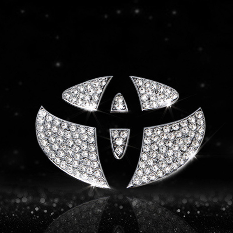 1tk auto rooliratta kleebis kristall-teemantkleebis Toyota Chr Auris Raize Rav4 Yaris Cross Corolla dekoratiivtarvikutele