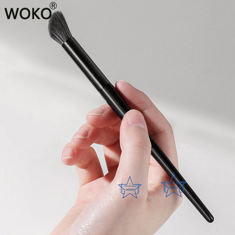 Konturna četkica za šminku Četkica za oblikovanje bronzera za konturu Četkica za konture pod kutom Kist za sjenilo za oči Nos Contour Blending Kist Alat za šminkanje