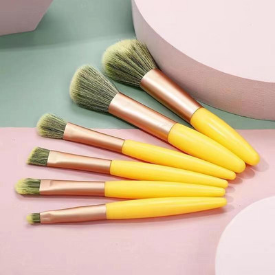 Uus 6/8PC meigipintslite komplekt lauvärvide jumestuskreemi naiste kosmeetikapintsliga lauvärvi põsepunapuudrit segav Beauty Soft meigitööriist