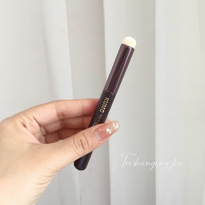 KUMO meigipintslid sõrmeotstega peitekreemipintsel Multifunktsionaalne kulmude huulehari huulepulk Matte Smudge meigipintsel kosmeetikavahend