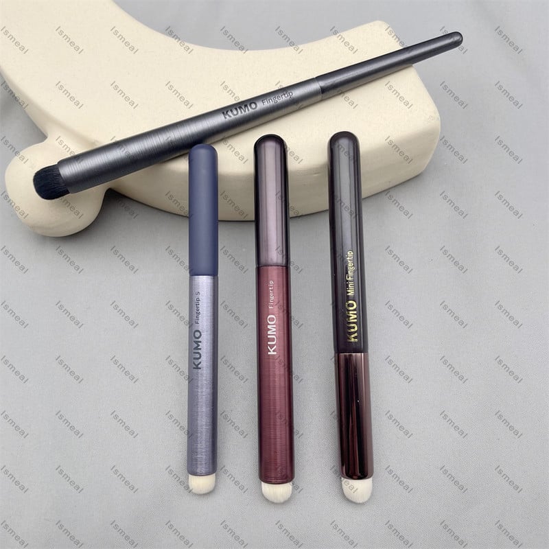 KUMO meigipintslid sõrmeotstega peitekreemipintsel Multifunktsionaalne kulmude huulehari huulepulk Matte Smudge meigipintsel kosmeetikavahend