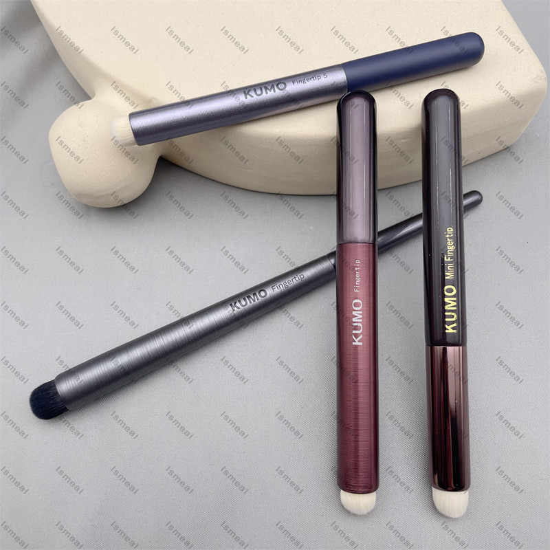 KUMO meigipintslid sõrmeotstega peitekreemipintsel Multifunktsionaalne kulmude huulehari huulepulk Matte Smudge meigipintsel kosmeetikavahend