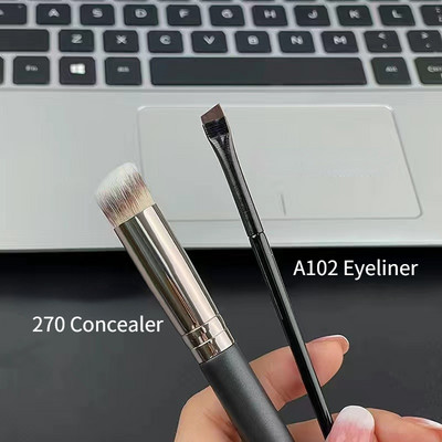 Besiūlis dangtelis Sintetinis tamsaus apskritimo maskuoklis makiažo šepetėliui.