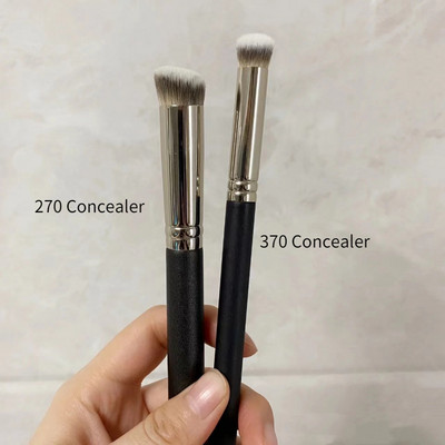 Besiūlis dangtelis Sintetinis tamsaus apskritimo maskuoklis makiažo šepetėliui.