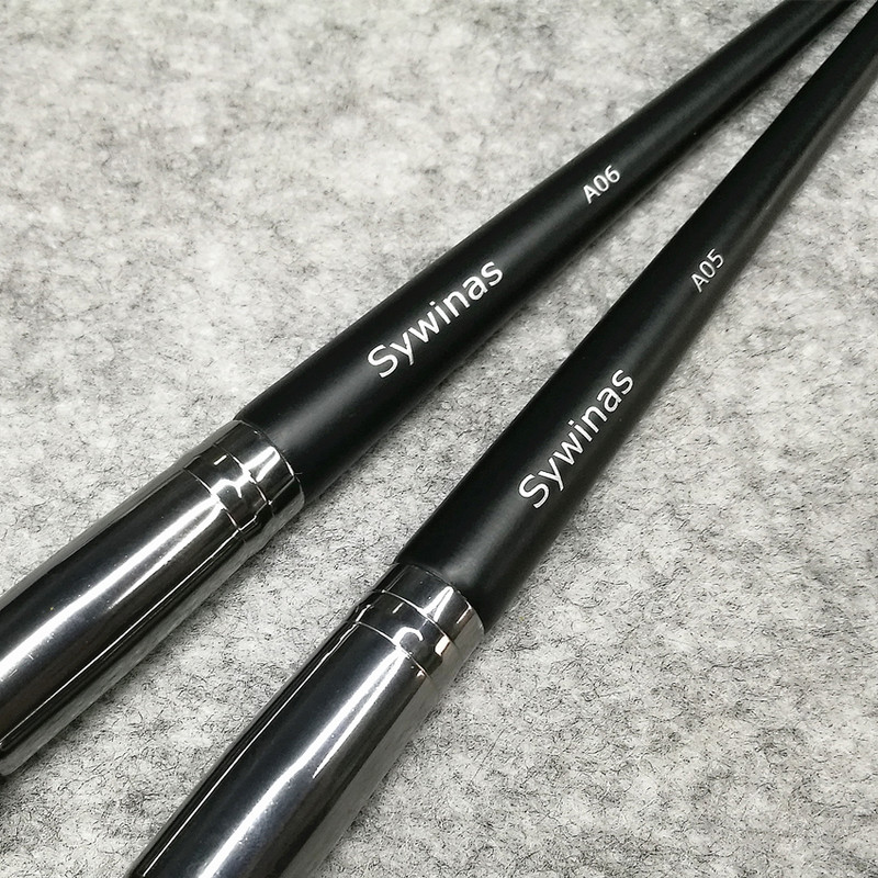 Sywinas 1tk kooniline highlighter Brush #A05 kvaliteetsed segunevad põsepuna meigipintslid.