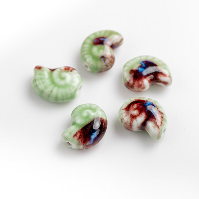 20#5db Kis kagyló kerámia gyöngyök többszínű medál porcelán ékszer alkatrész nyaklánc karkötőhöz #XN083