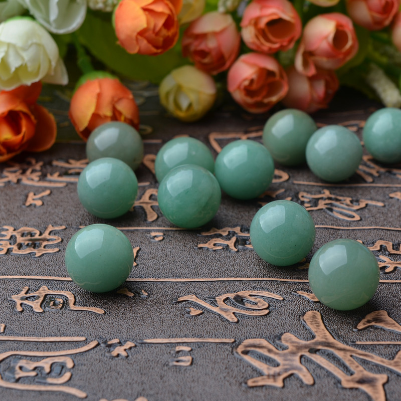 16 mm naturaalsest vääriskivist pallid, helmed isetegemiseks ehete valmistamiseks Ümmarguse kristallist kera ilma auguta tervendava tšakra võlu käevõru kaelakee