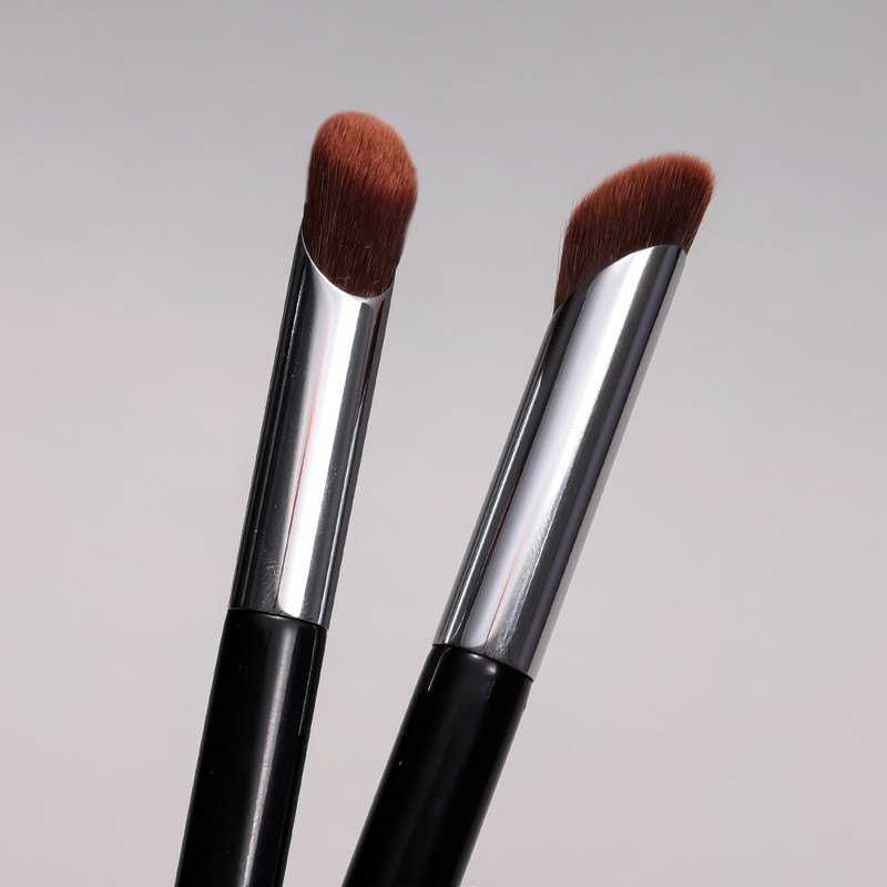 OVW 1PCS Četkica za korektor za područje ispod očiju Eyeshadow Detail Liquid Foundation Conceal kist Synthetic Hair Beauty CosmeticTools