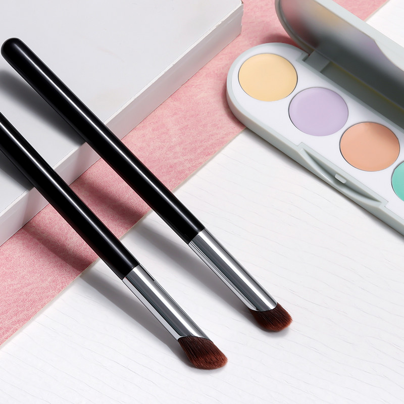 OVW 1PCS Četkica za korektor za područje ispod očiju Eyeshadow Detail Liquid Foundation Conceal kist Synthetic Hair Beauty CosmeticTools