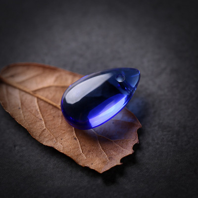 Mibrow 20 tk 7 * 14 mm veetilga klaashelmed, millel on auk, pisar, klaasist võluripats, ehete valmistamise tarvikute jaoks