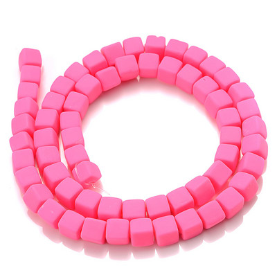 Ligikaudu 60 tk/kiud 6 mm kandilised savihelmed, laastud ketas lahtised vahetükid, käsitsi valmistatud Boho polümeerist helmed ehete valmistamiseks kaelakee jaoks