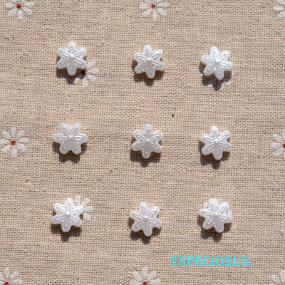 Beeži värvi akrüülõielised lahtised helmed armsad pärlid, väikesed lilled, vahetükk DIY ehete valmistamise osakonnad käevõru punutised tarvikud