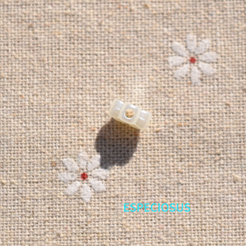 Beeži värvi akrüülõielised lahtised helmed armsad pärlid, väikesed lilled, vahetükk DIY ehete valmistamise osakonnad käevõru punutised tarvikud