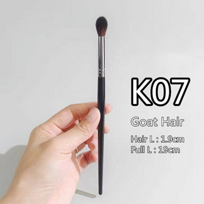 Lauvärvi kulmupintsel Kvaliteetne kitseponi karvade hõõguv varjund lauvärvi kulmumeigipintslid