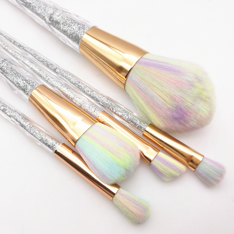 Sylyne makiažo šepetėlių rinkinys 5 vnt vienaragio vaivorykštės veido ir akių profesionalių makiažo šepetėlių rinkinys.