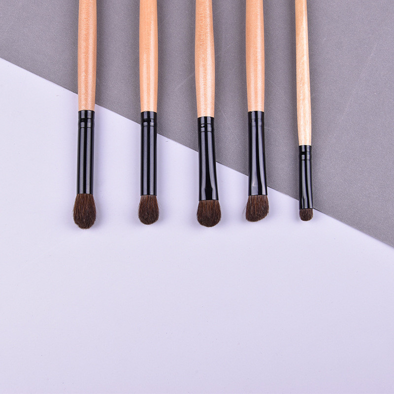 Υψηλής ποιότητας βούρτσα ματιών τρίχας 5 αλόγων Μεγάλη εφαρμογή βούρτσα σκιάς λοξή βούρτσα σκιάς ματιών Λεπτομέρεια βούρτσα σκιάς ματιών κούτσουρο μαύρο