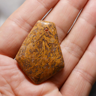 FLTMRH 1τμχ Φυσική Πέτρα Οβάλ Κολιέ με πέτρα από μουστάρδα Γούρια Κρεμαστό κόσμημα Κατασκευή DIY Μέγεθος κολιέ